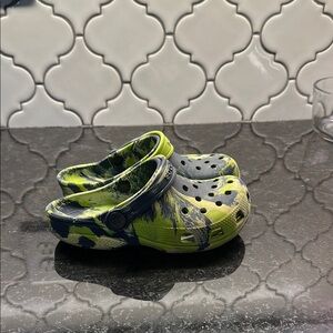 CROCS Green Water Shoes with Perforated Design